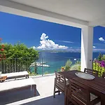 Apartment Blue Bay