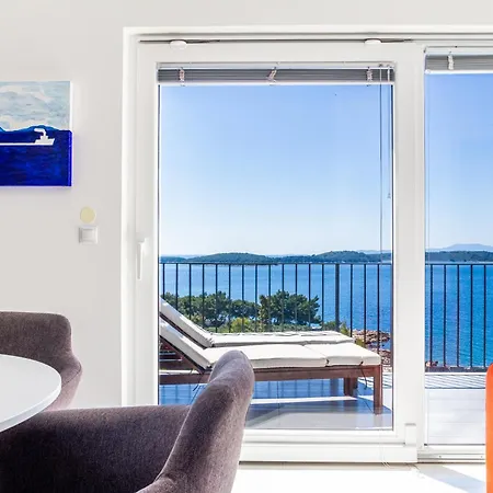 Apartment Blue Bay