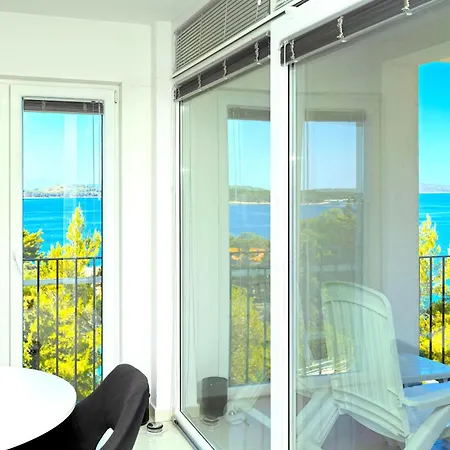 Blue Bay Apartment