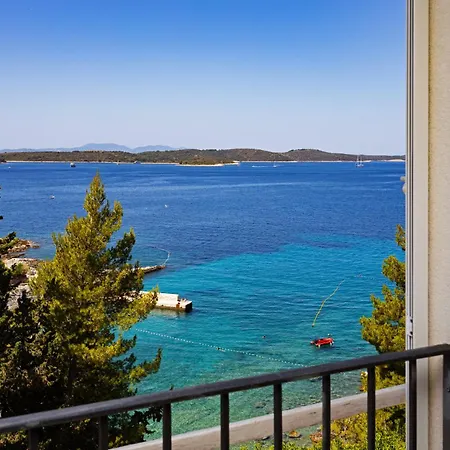 Blue Bay Apartment
