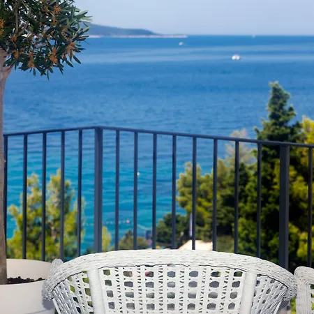 Blue Bay * Hvar Town