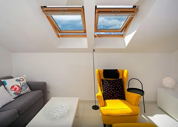 Blue Bay * Hvar Town